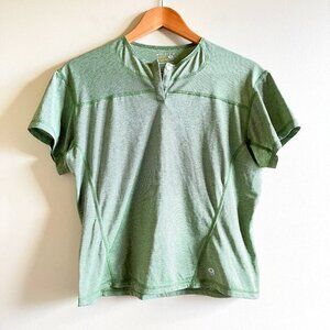 Mountain Hardwear M Women's Green Short Sleeve Activewear‎ Top Lightweight Base